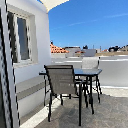 Iakovos' Luxury Penthouse Apartman Tínos Kültér fotó