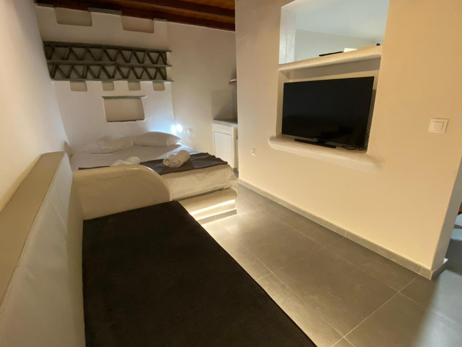 Iakovos' Luxury Penthouse Apartman Tínos Kültér fotó