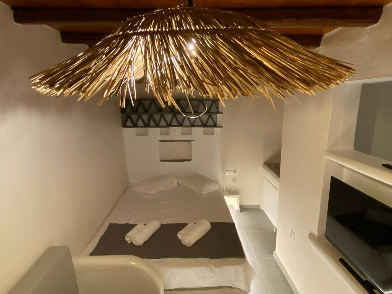 Iakovos' Luxury Penthouse Apartman Tínos Kültér fotó